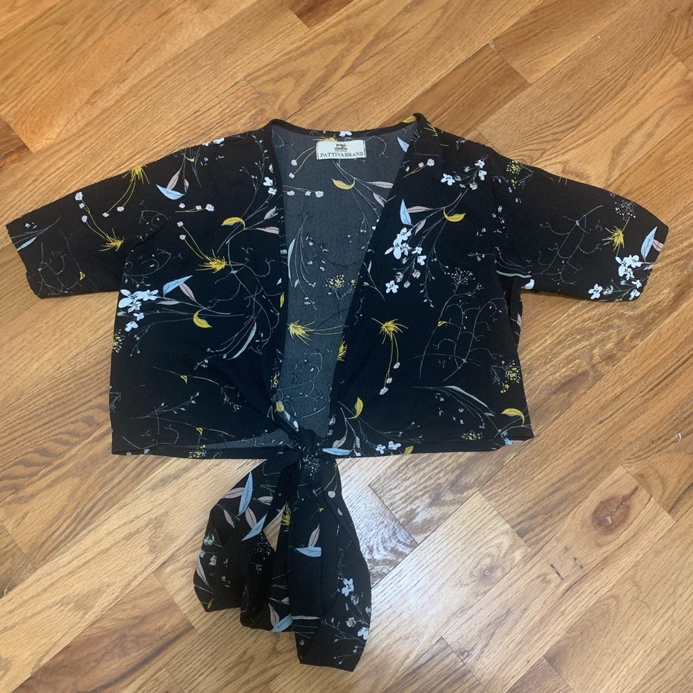 Black floral top with different tie options